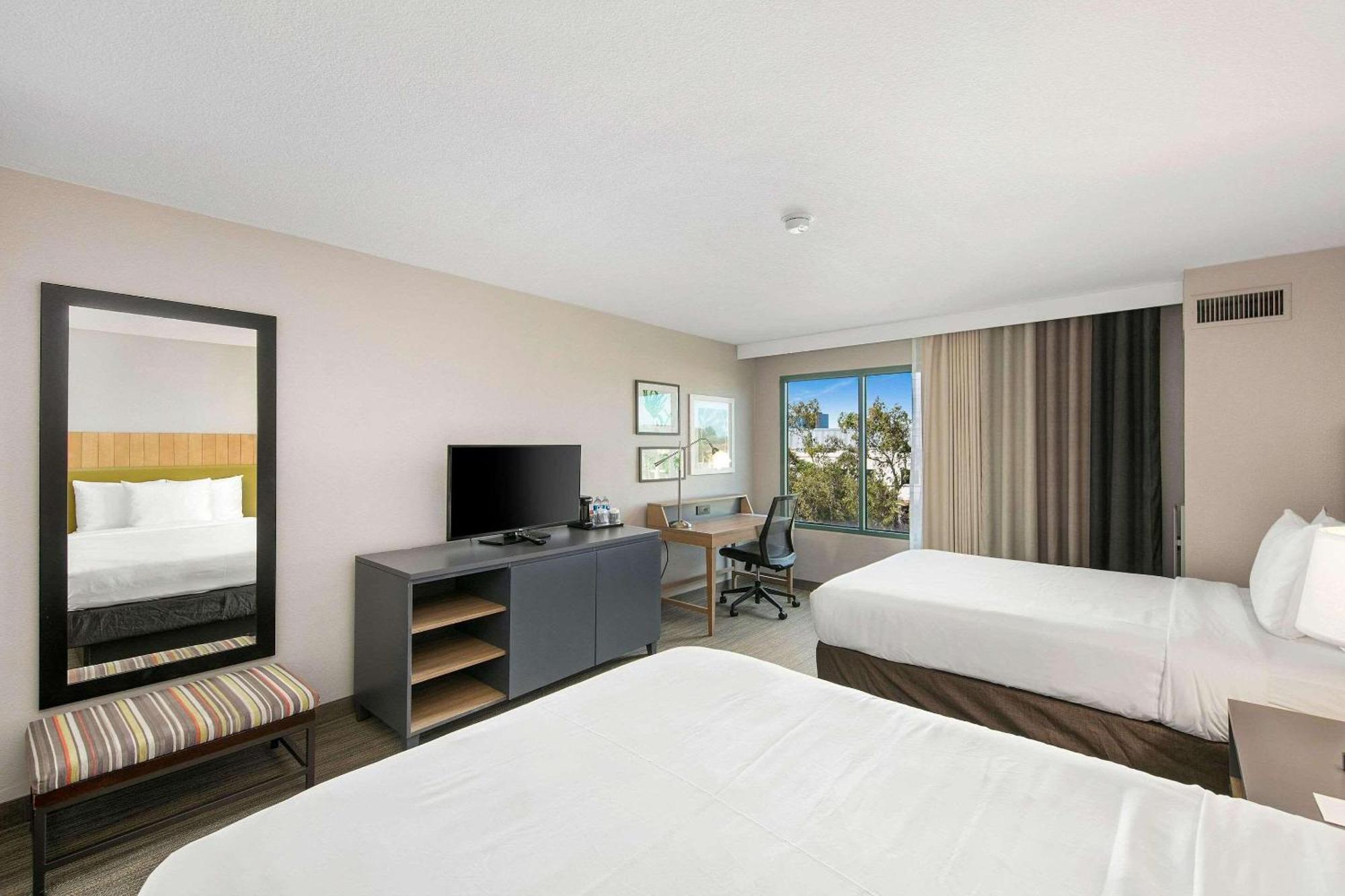 Country Inn & Suites By Radisson, San Diego North, Ca Екстериор снимка